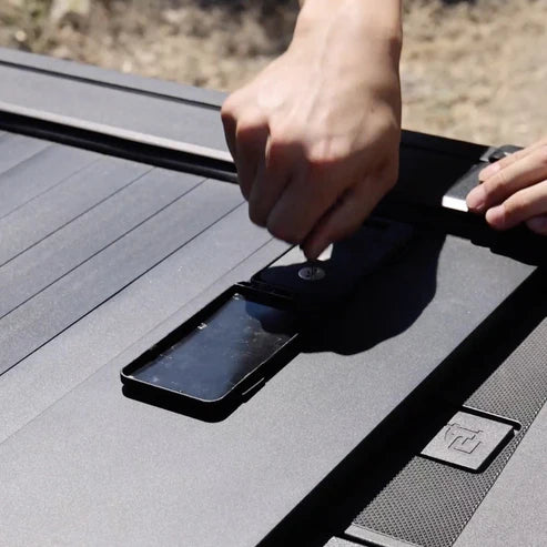 GMC Sierra Retractable Pro Tonneau Cover