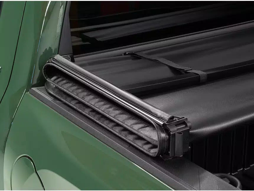 Nissan Titan Soft Trifold Tonneau Cover | Tonno Pro